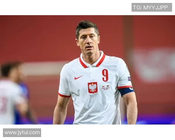 30号码足球球星盘点：历史与现役球员的传奇故事与影响