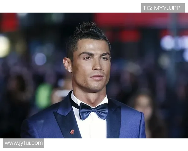 足球博士球星：揭秘绿茵场上的智慧与技术 如何成就他独特的球场魅力